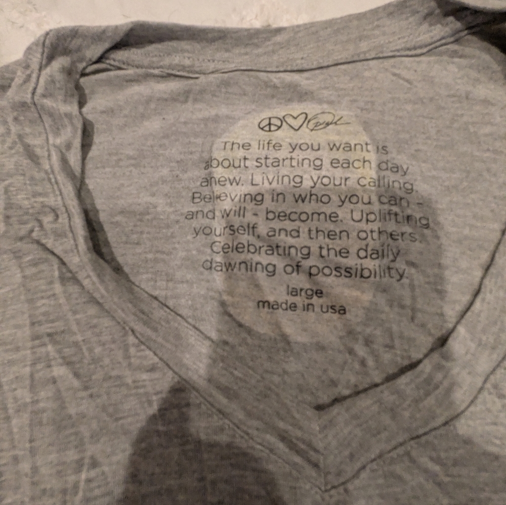 Peace Love & Oprah Graphic Tee - Size L - Picture 2 of 5
